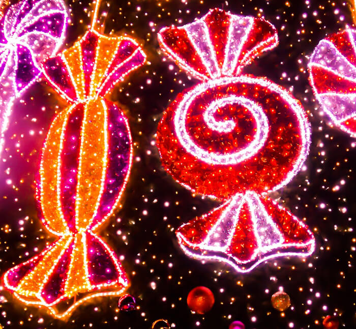 Poduszka zapakowana w cukierek